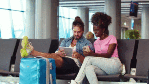 VEJA Aplicativos e ferramentas para encontrar passagens aéreas promocionais